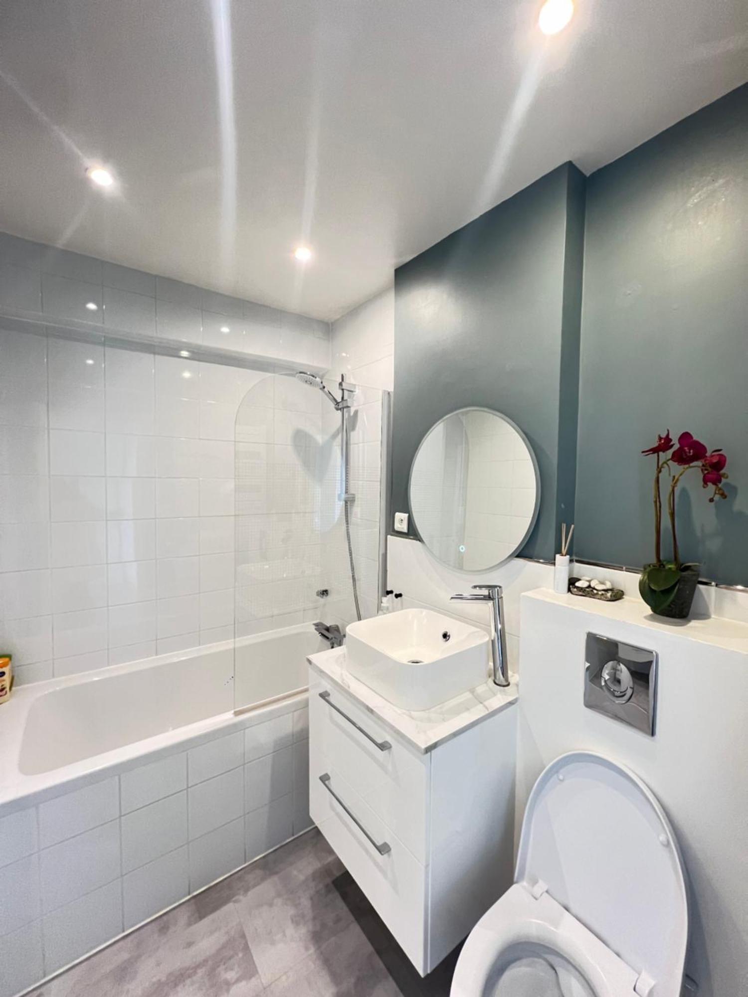 Apartment Home In Paris With View, 15Min Direct To Center Bagian luar foto