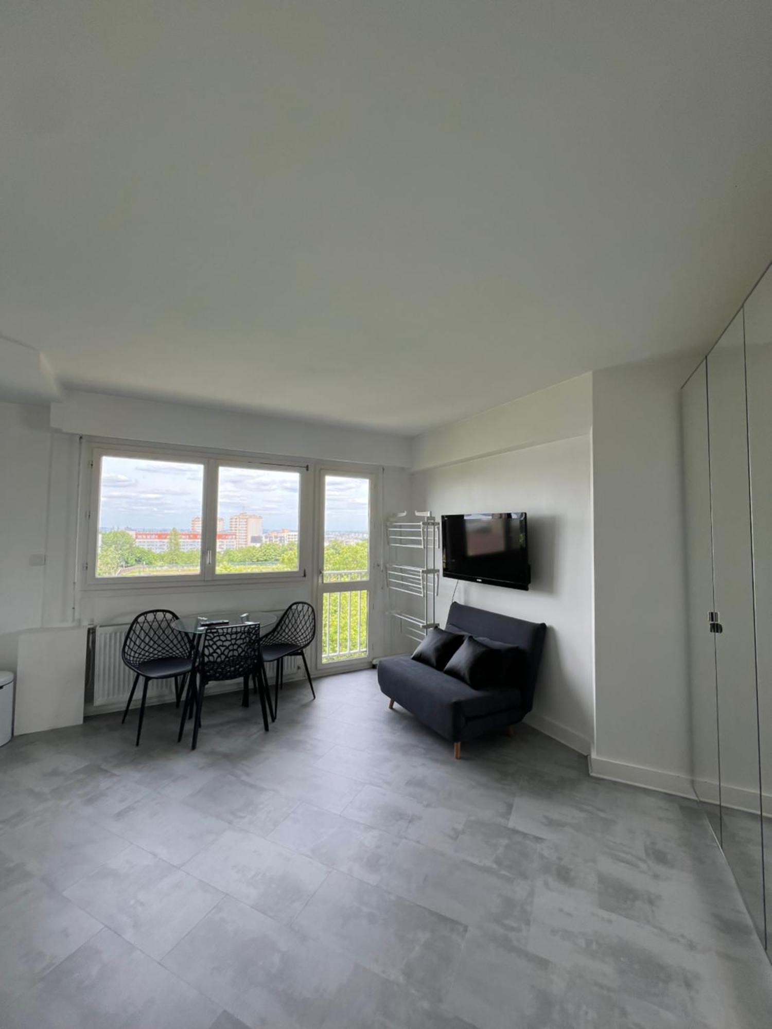 Apartment Home In Paris With View, 15Min Direct To Center Bagian luar foto