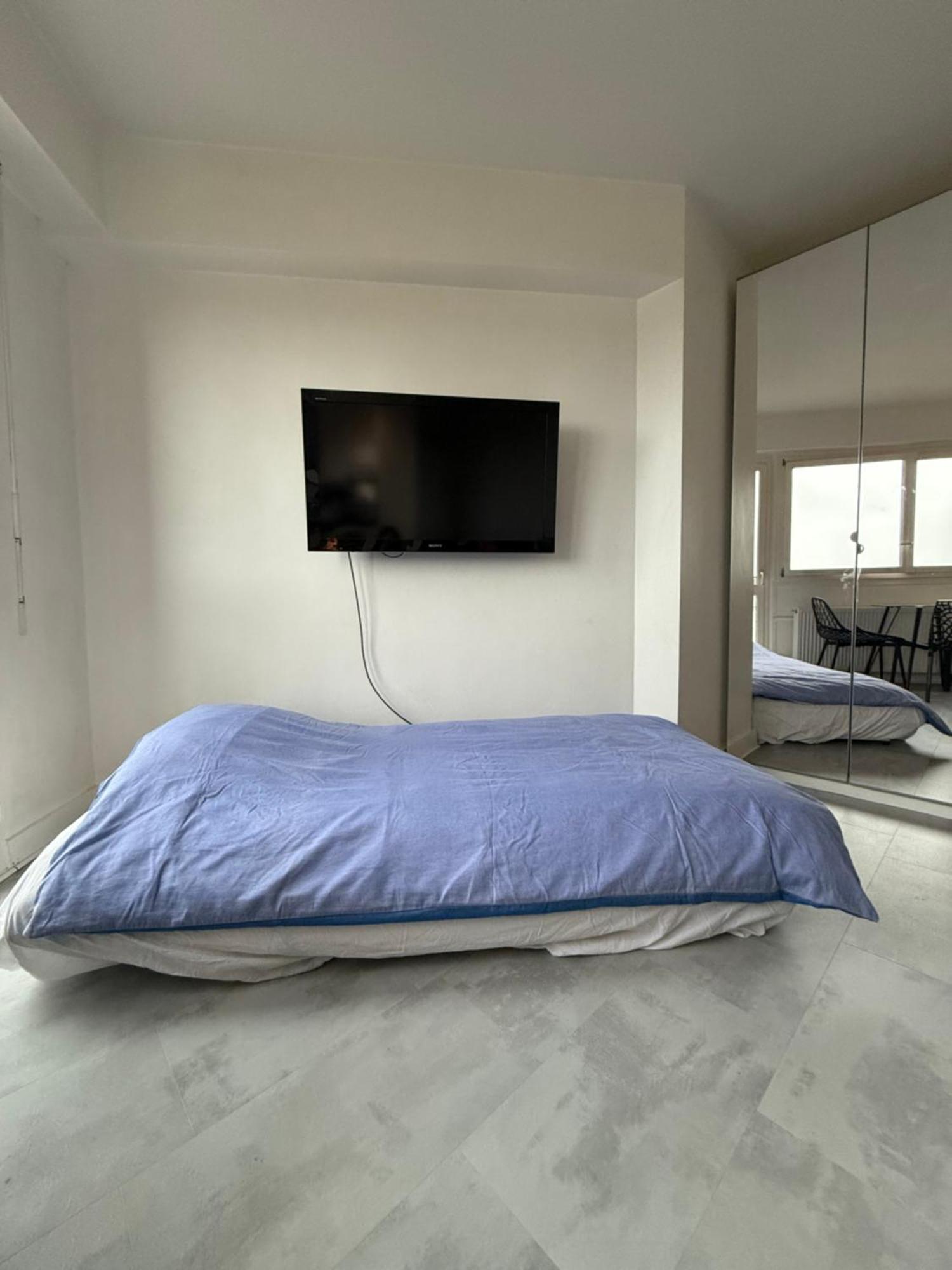 Apartment Home In Paris With View, 15Min Direct To Center Bagian luar foto
